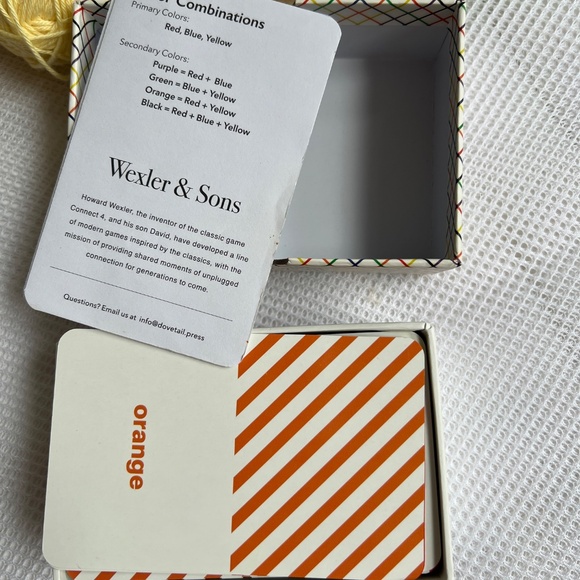 Primary A Modern Card Game From the Inventor of Connect 4 Wexler & Sons NEW - Picture 4 of 6